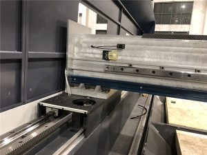 kiçik ölçülü həssas lif lazer kəsmə maşını avtomatik yerləşdirmə 800 vatt